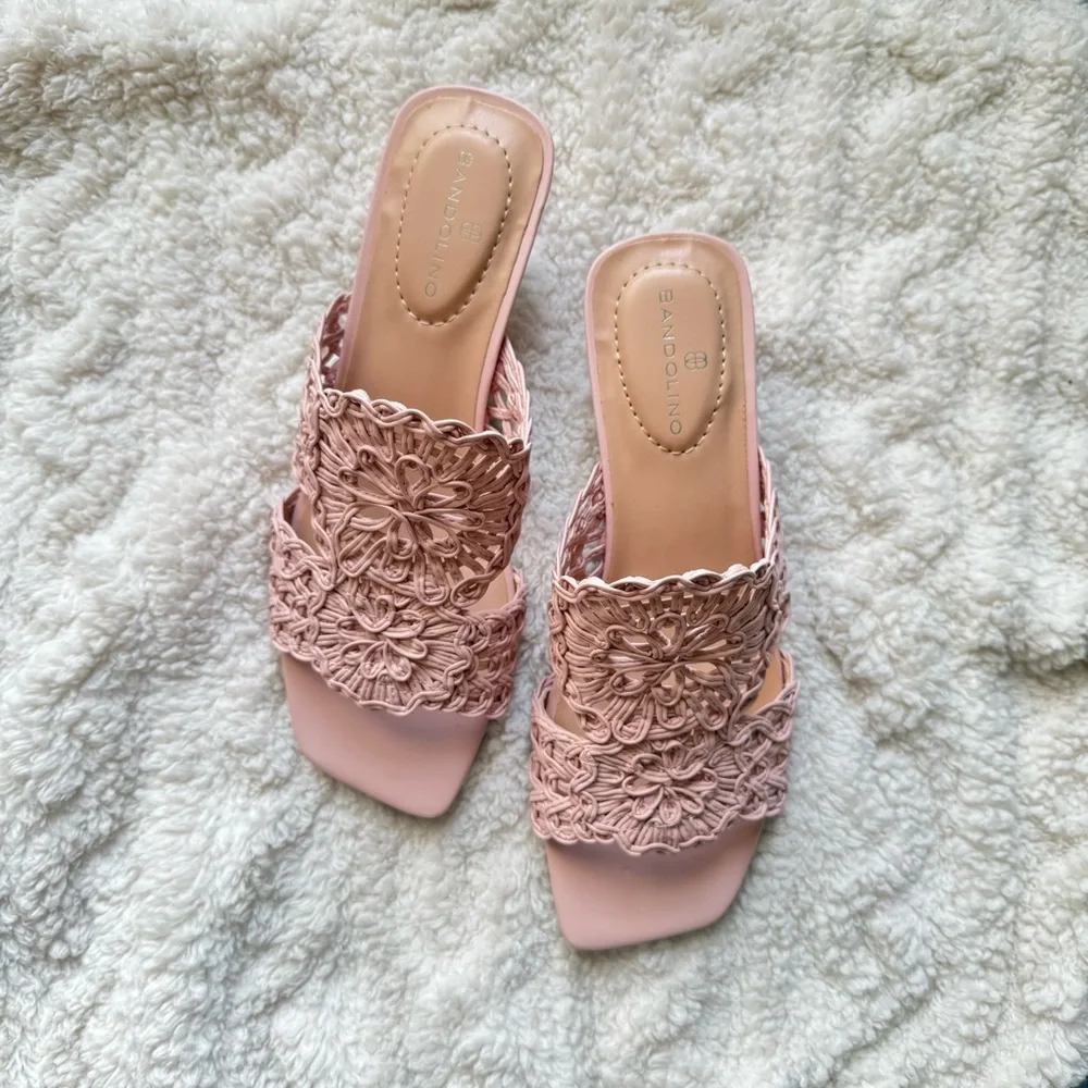 Bandolino Women's Blush Lace Mules - Picture 3 of 6